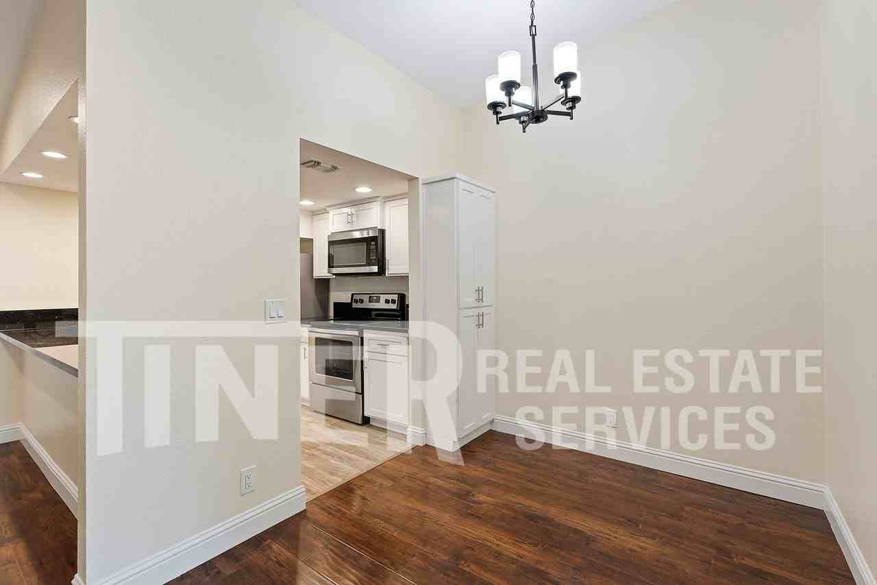 3544 Treleaven Ct - Photo 7 of 23