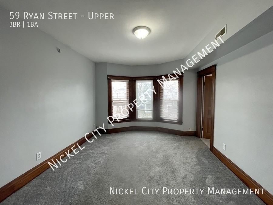 59 Ryan St - Photo 2 of 12