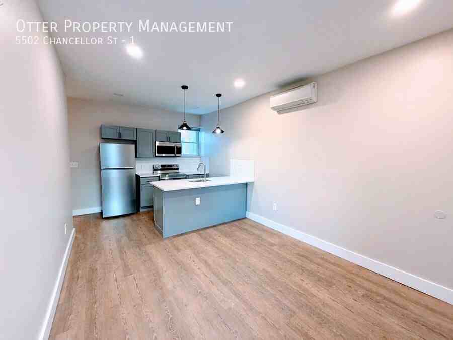 5502 Chancellor St #1 - Photo 6 of 21