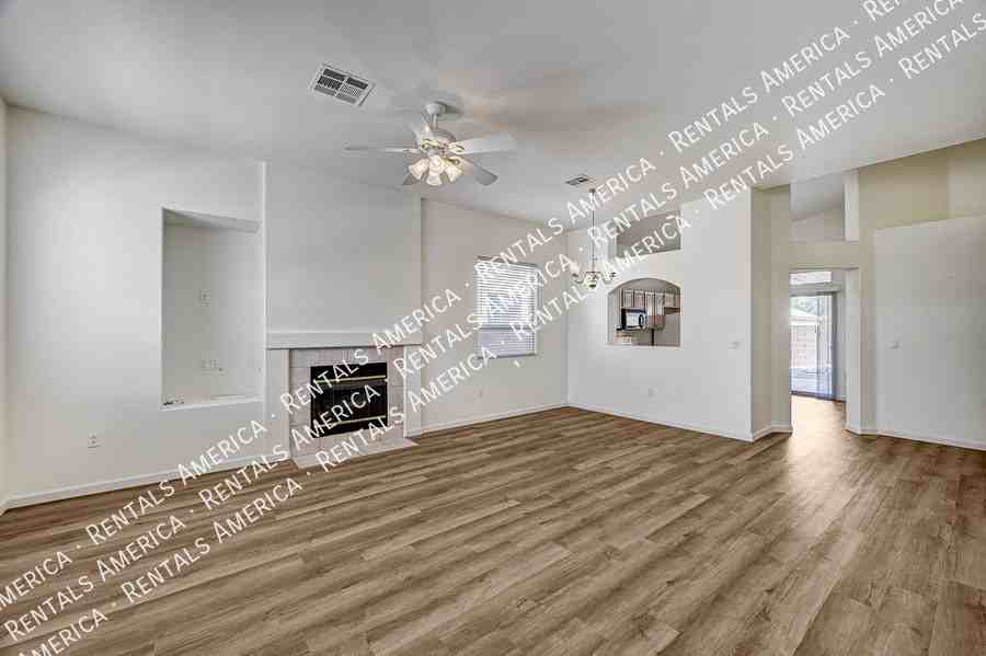 3224 Bracknell St - Photo 2 of 15