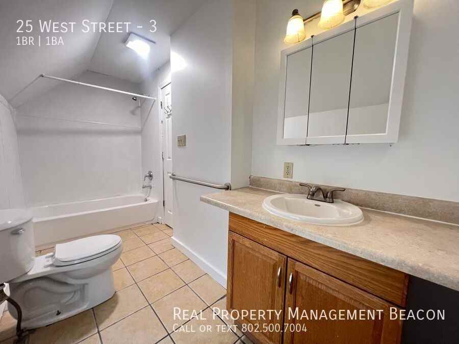 25 West St #3 - Photo 6 of 9