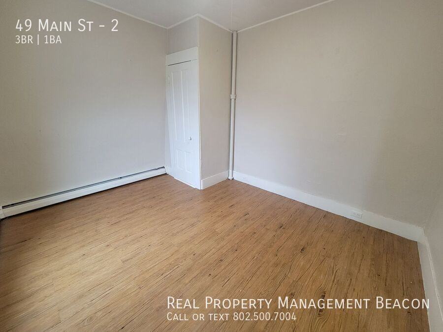 49 Main St #2 - Photo 5 of 11