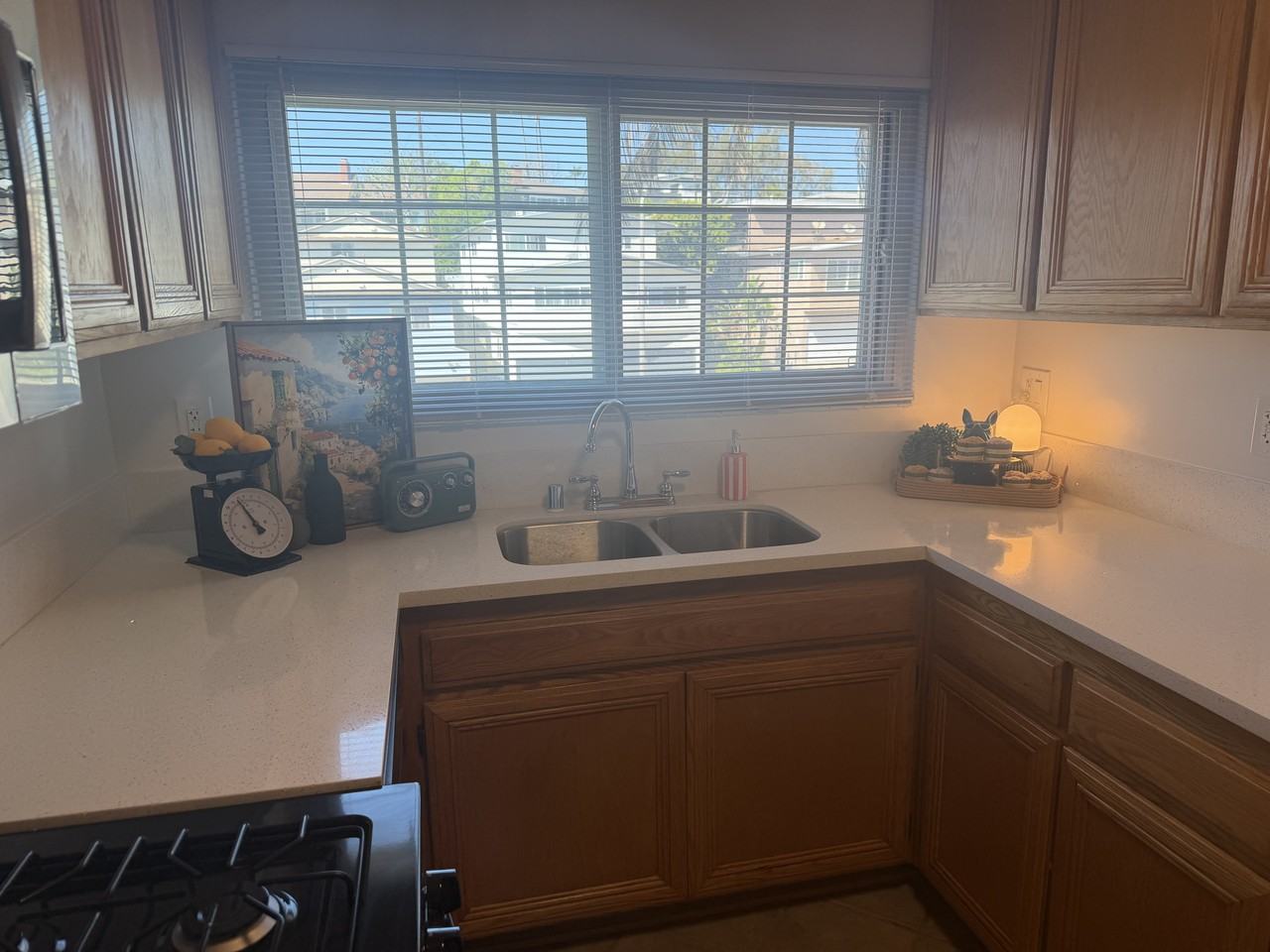 8306 W. Manchester Ave. - Photo 6 of 9