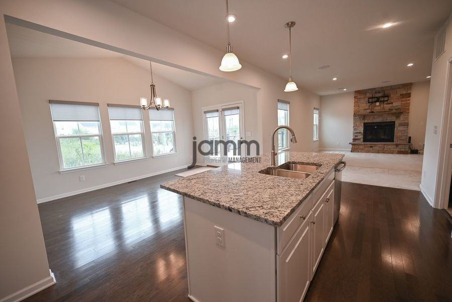 8768 Mavis Trl - Photo 4 of 37