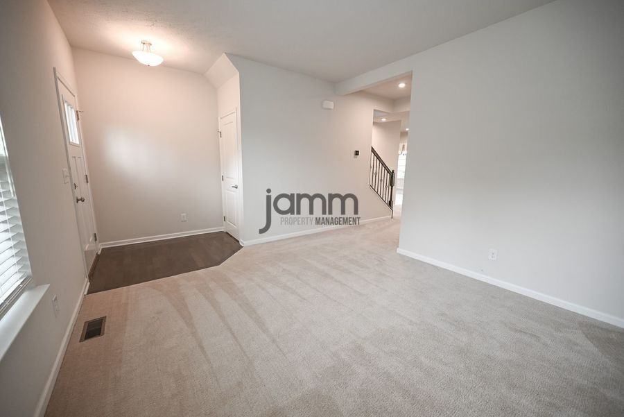 8768 Mavis Trl - Photo 5 of 37