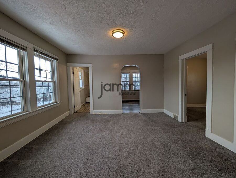 1476 W 107th St - Photo 5 of 20