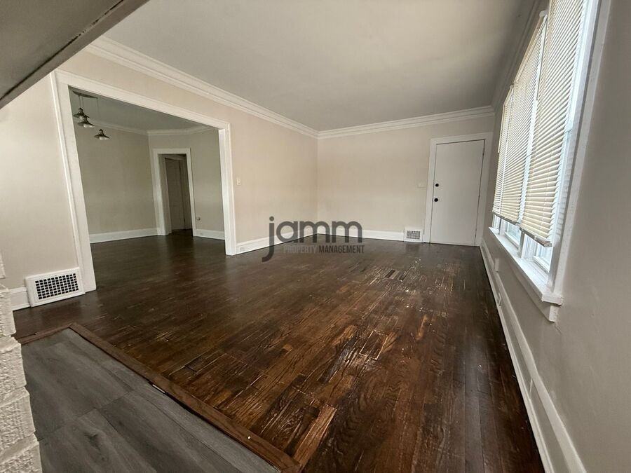 3241 Kildare Rd Lowr - Photo 4 of 15
