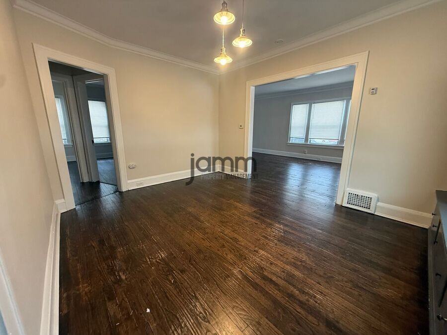 3241 Kildare Rd Lowr - Photo 6 of 15