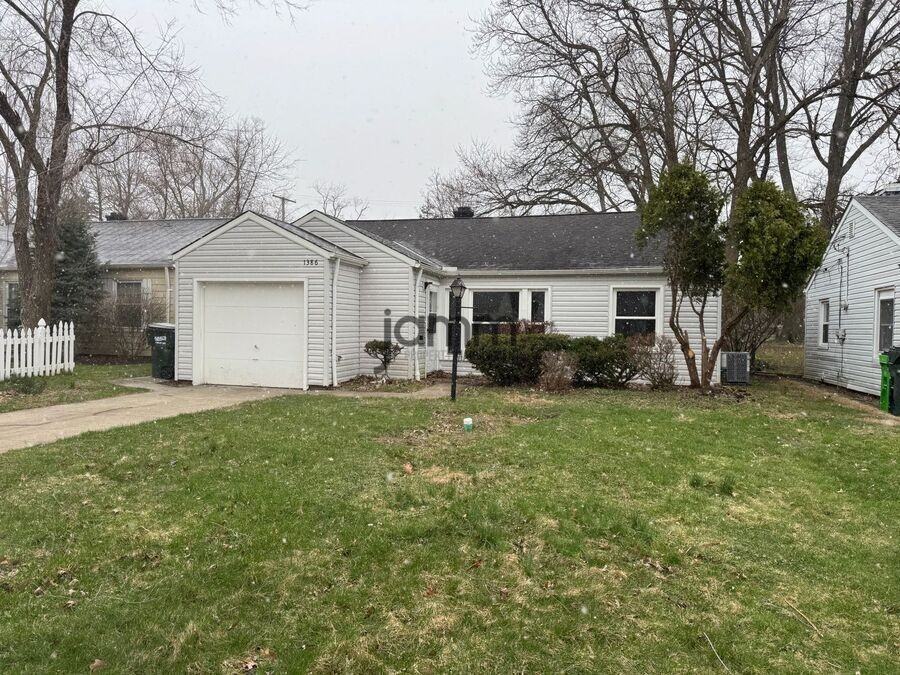 1386 Eastwood Ave - Photo 2 of 33