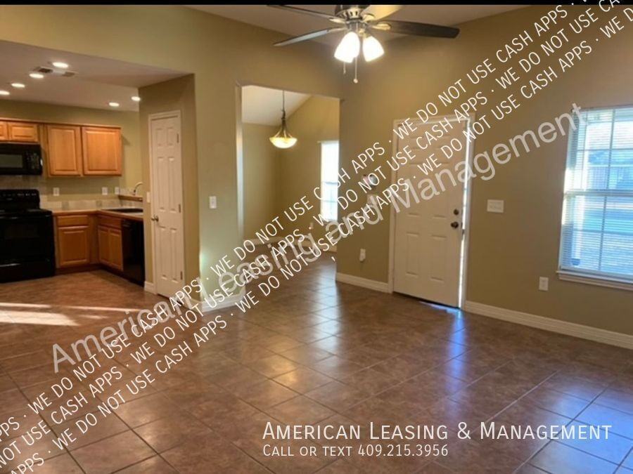 800 Treadwell Ave - Photo 2 of 14