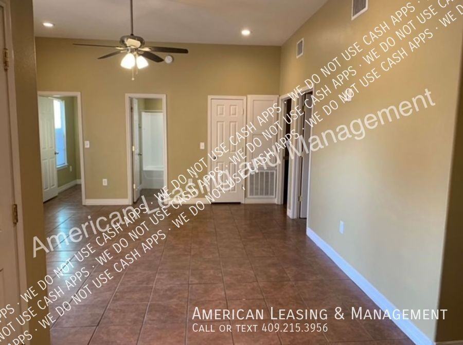 800 Treadwell Ave - Photo 3 of 14