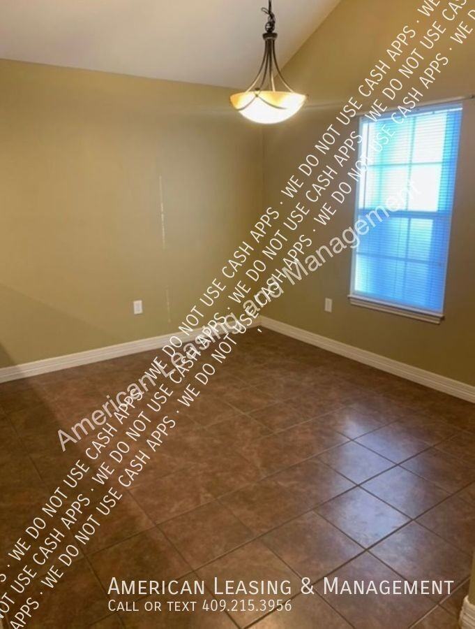 800 Treadwell Ave - Photo 7 of 14