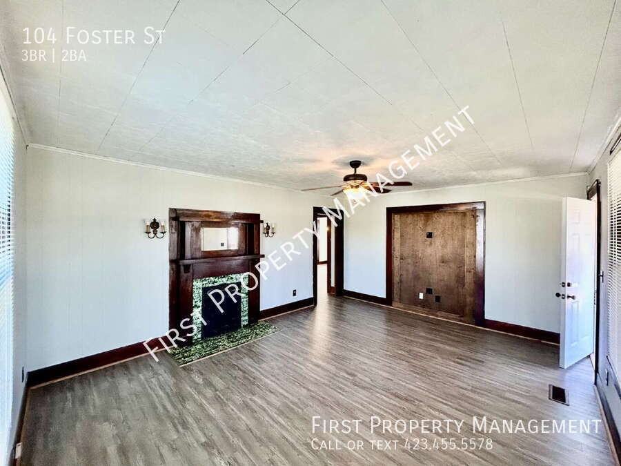 104 Foster St - Photo 6 of 28