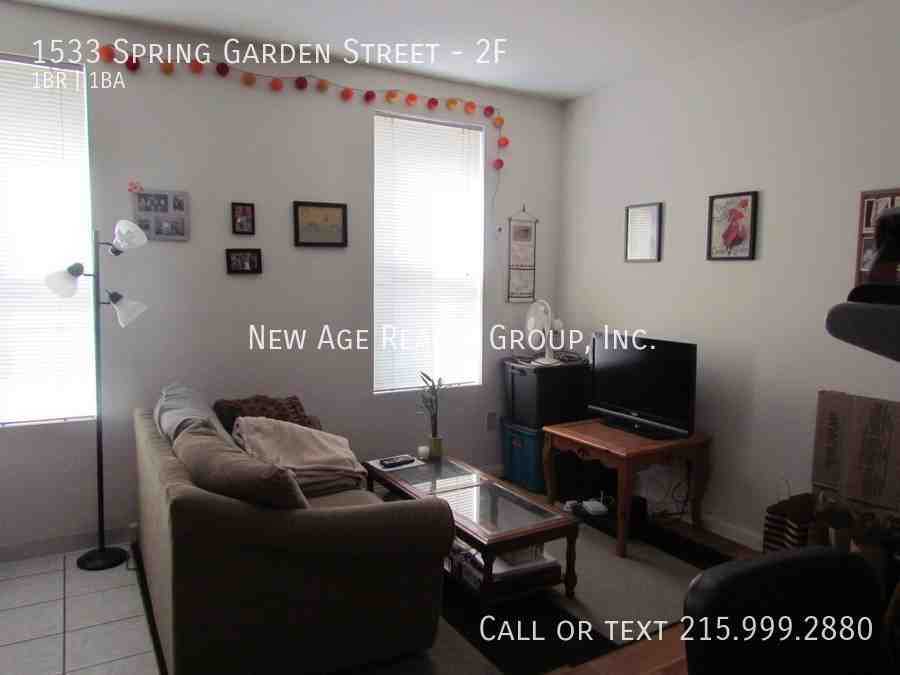 1533 Spring Garden St #2F - Photo 2 of 6