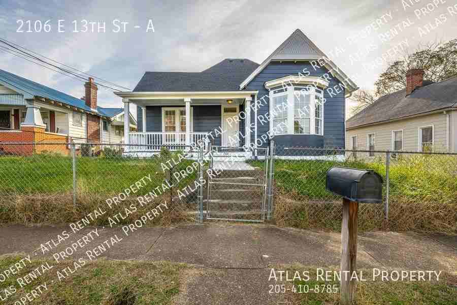 2106 E 13th St #A - Photo 3 of 15