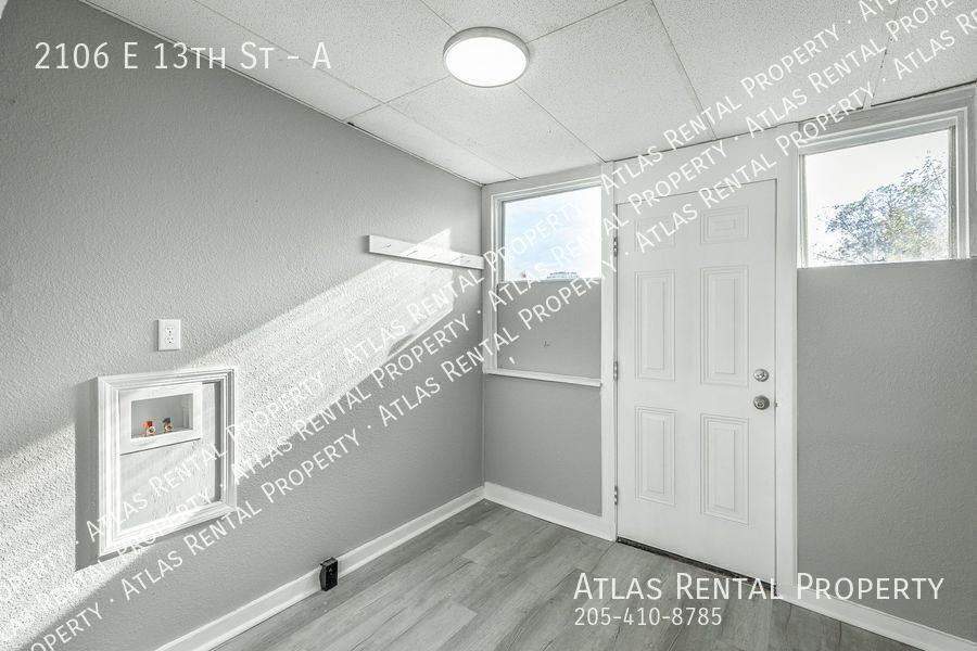 2106 E 13th St #A - Photo 6 of 15