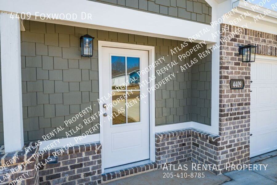 4409 Foxwood Dr Se - Photo 4 of 18