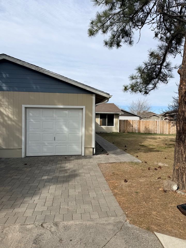 1651 Sw 15th St #NA - Photo 4 of 13