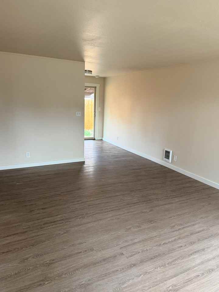 1651 Sw 15th St #NA - Photo 5 of 13