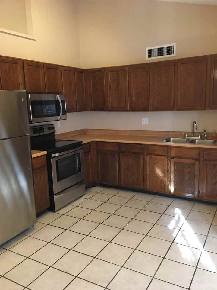 8914 W Loma Ln #8914 - Photo 2 of 13