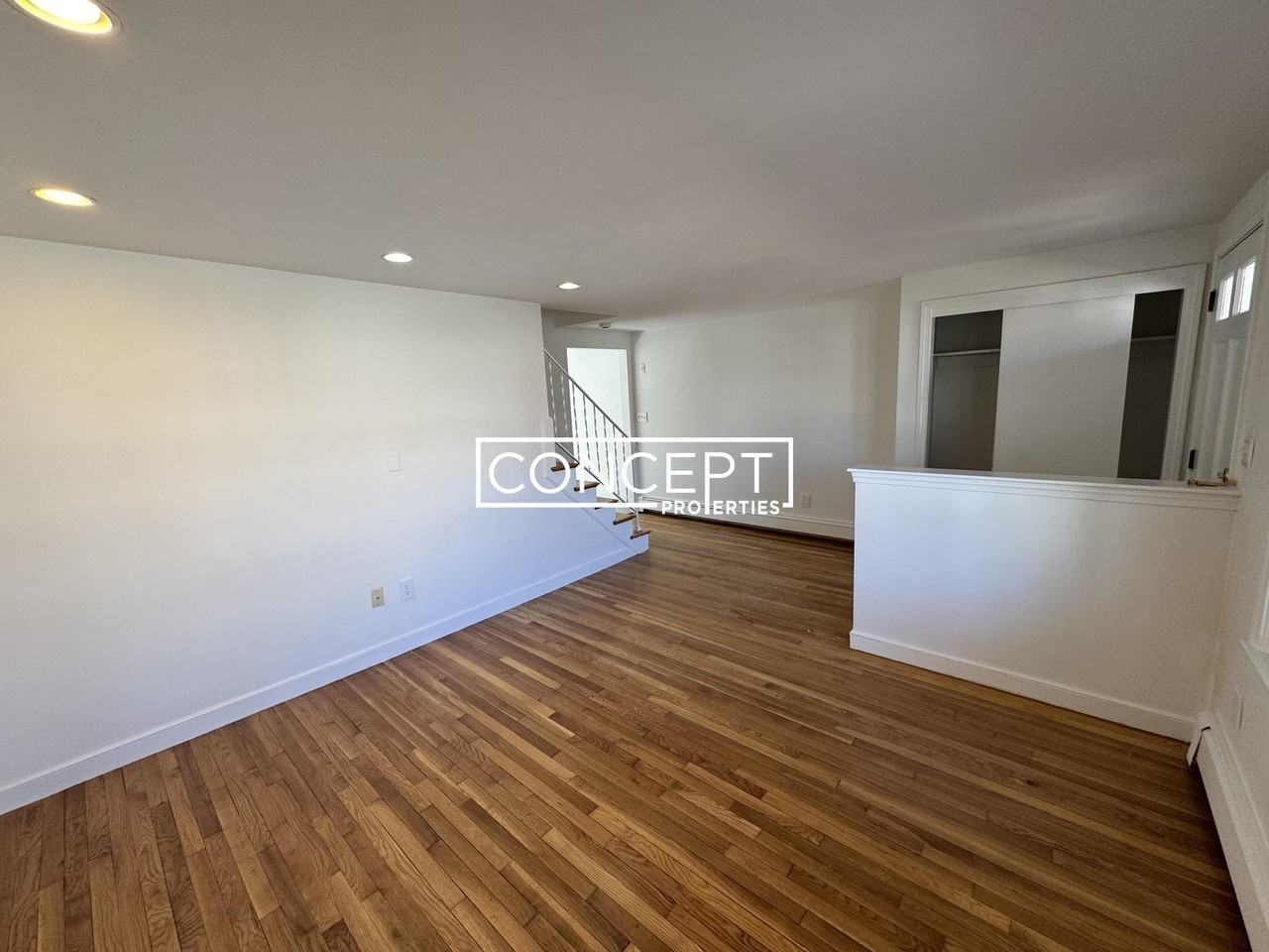 29 Pond St #A - Photo 3 of 11