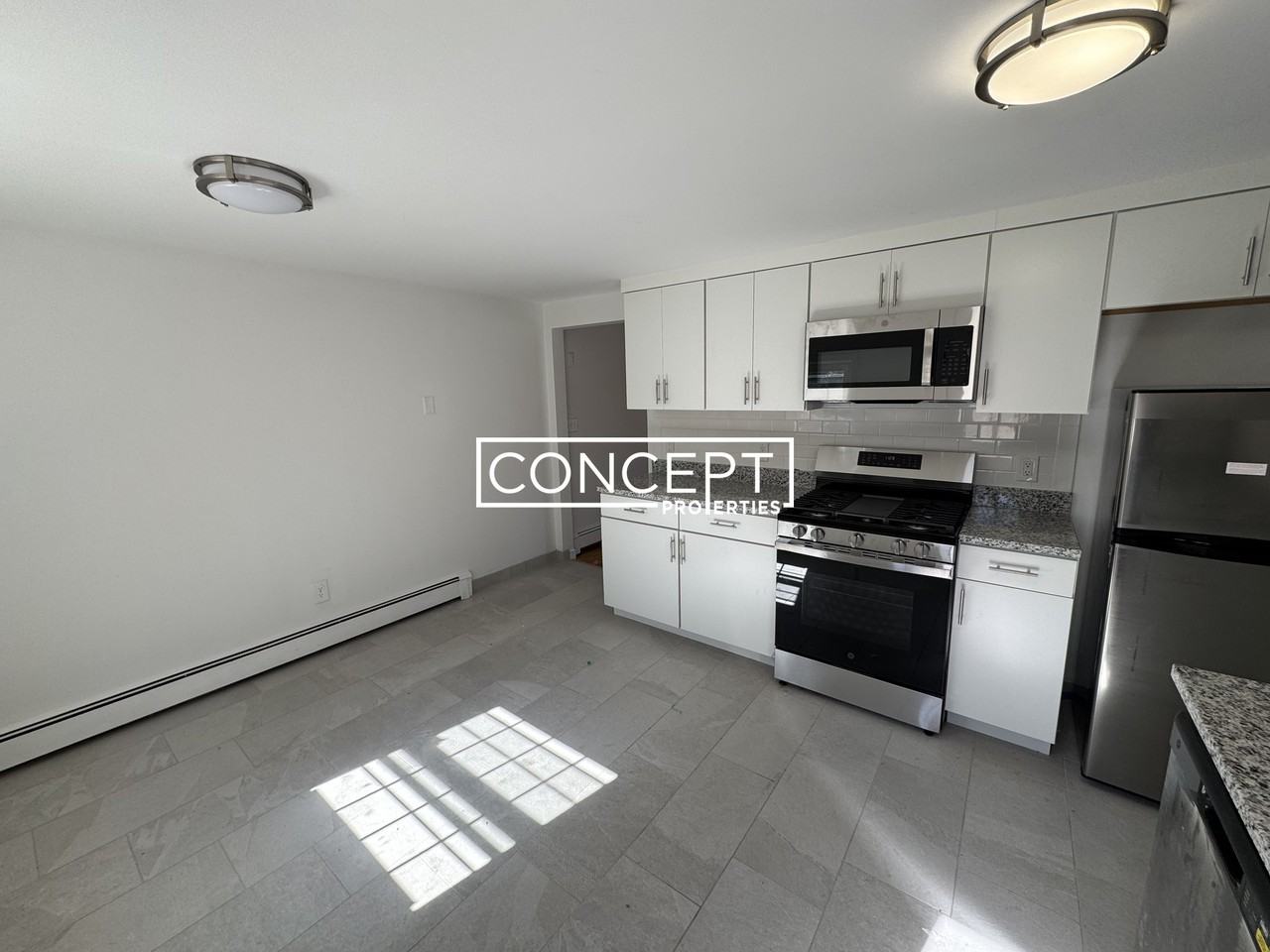 29 Pond St #A - Photo 5 of 11