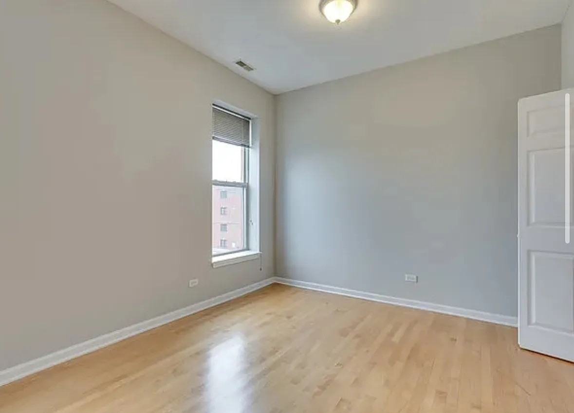 902 S Western Ave #2SR - Photo 4 of 7