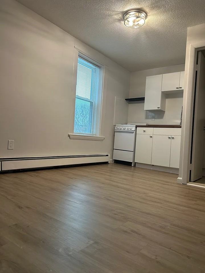 431 N Main St #20 - Photo 2 of 8