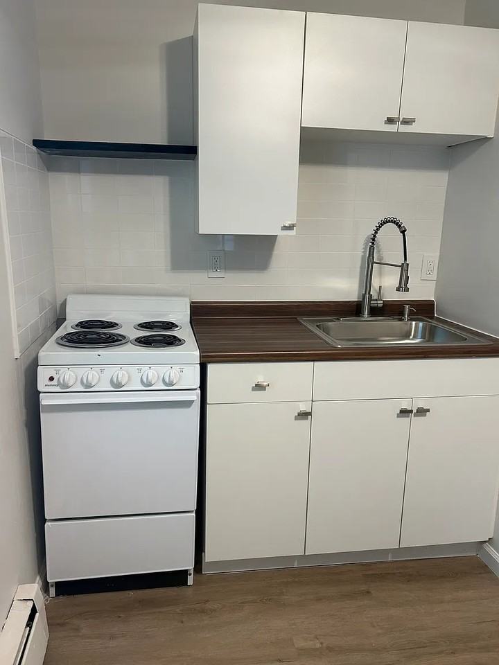 431 N Main St #20 - Photo 3 of 8