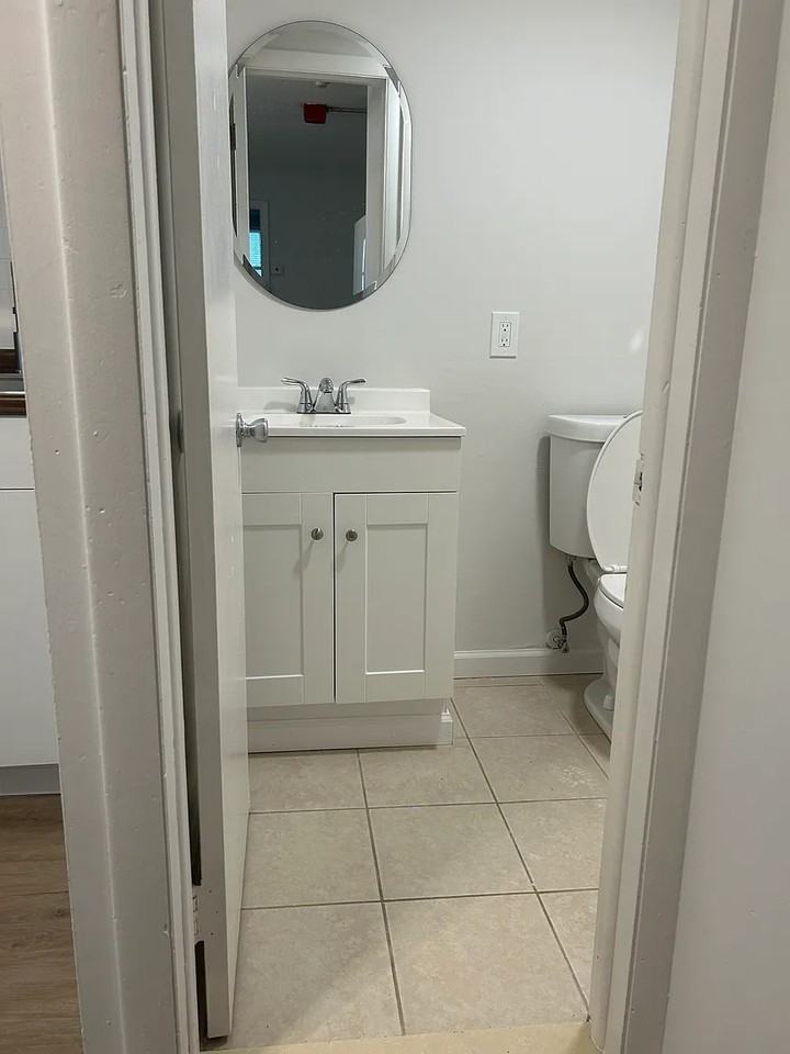 431 N Main St #20 - Photo 6 of 8