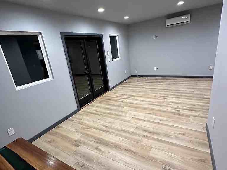 5640 Rhodes Ave #NA - Photo 2 of 12