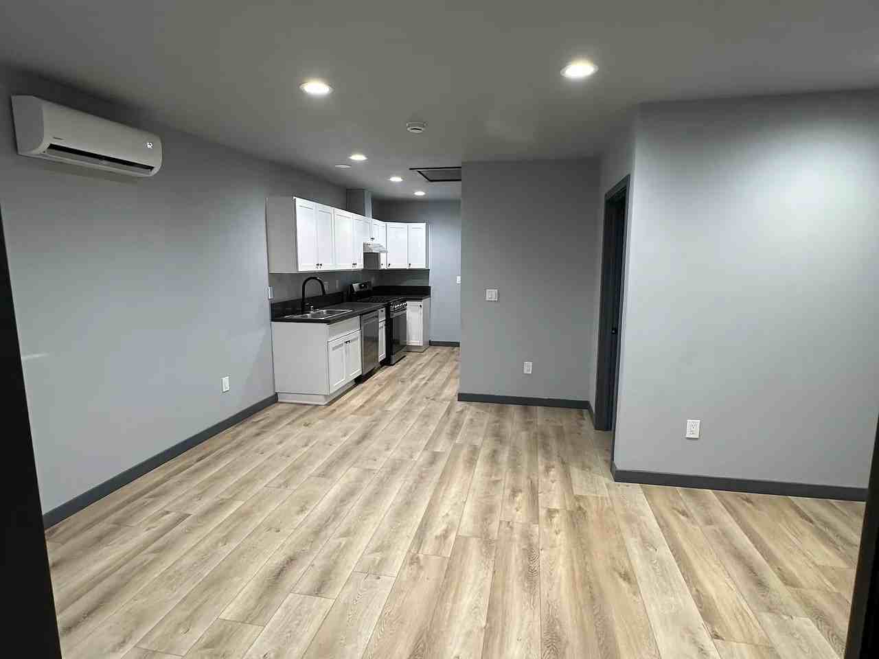 5640 Rhodes Ave #NA - Photo 4 of 12