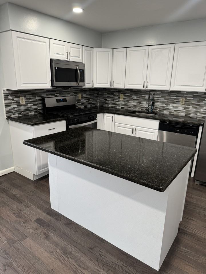 261 S Allen St #1 - Photo 3 of 17