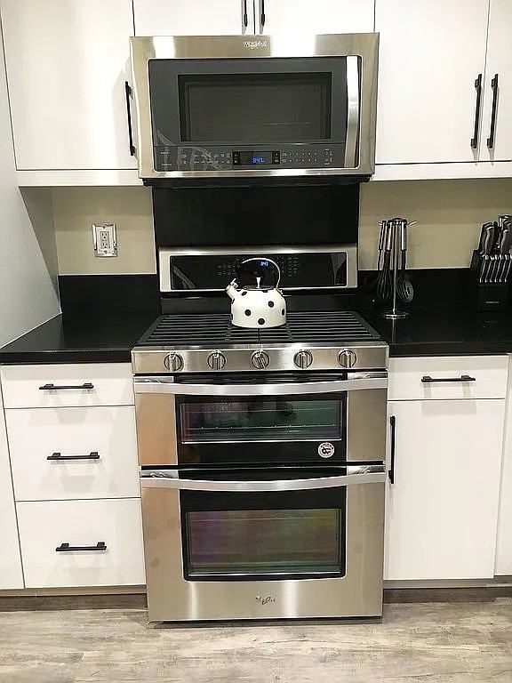 2712 Meyer Ln #2712 - Photo 4 of 14