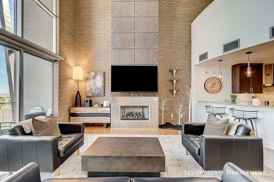 11441 Allerton Park Dr #410 - Photo 3 of 41