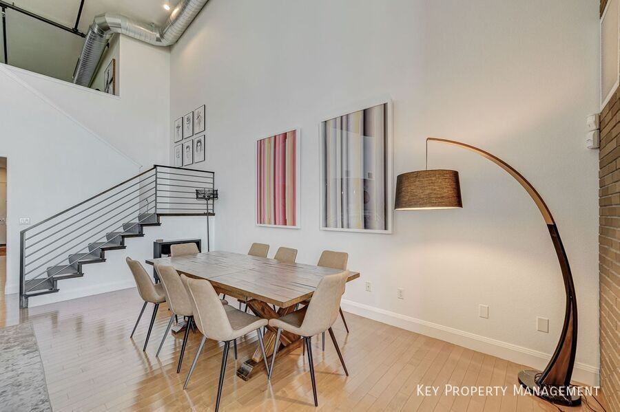 11441 Allerton Park Dr #410 - Photo 4 of 41