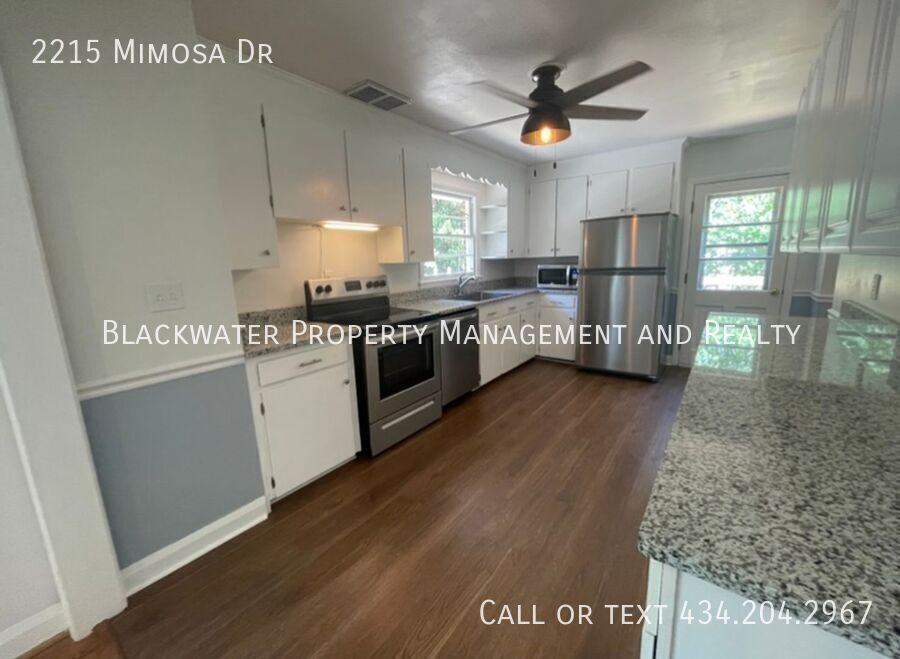 2215 Mimosa Dr - Photo 6 of 33