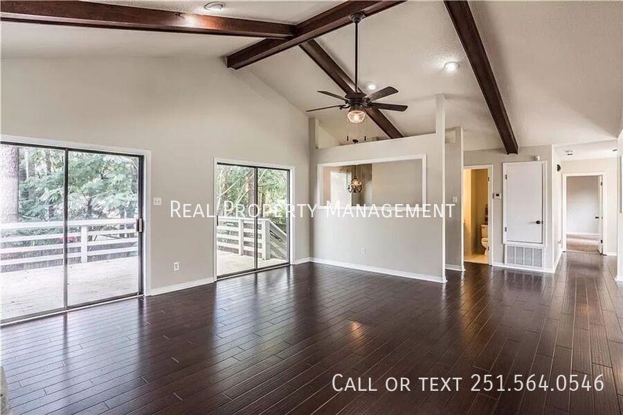 2004 Pine Needle Dr E - Photo 2 of 14