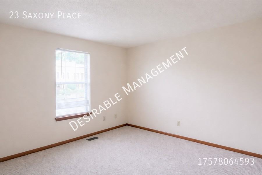 23 Saxony Pl - Photo 7 of 12