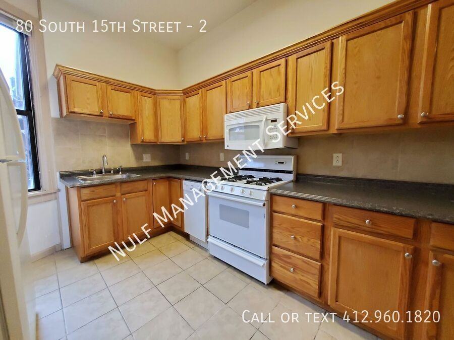 80 S 15th St #2 - Photo 2 of 10