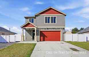 featured image of 1111 Hilltop Ave Ne