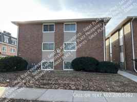 featured image of 1129 E St #10
