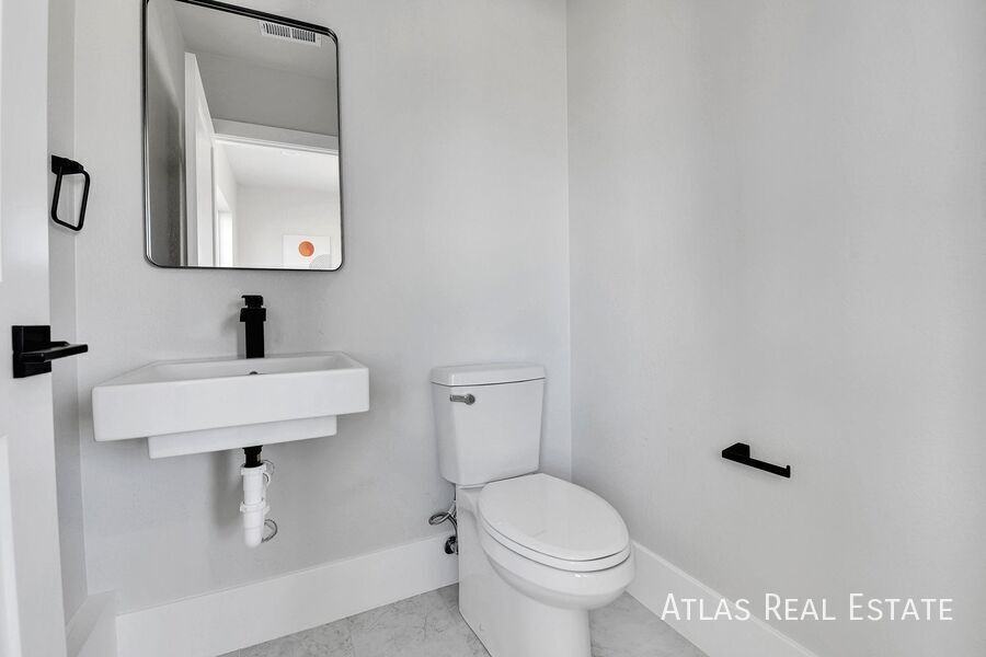 6643 W 52nd Dr #B - Photo 3 of 34