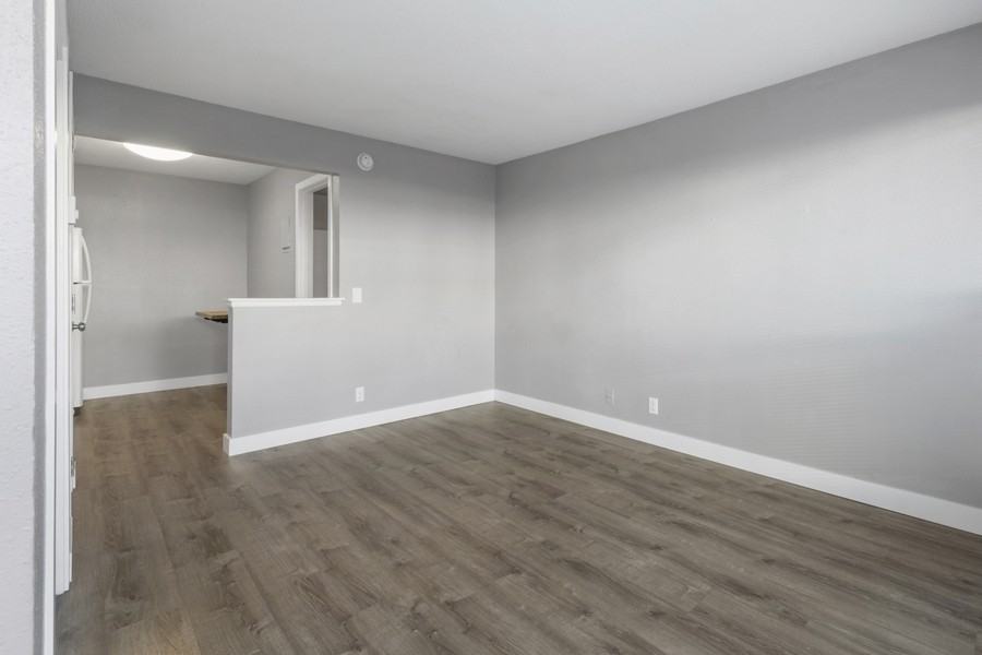 5416 S M St #10 - Photo 4 of 50