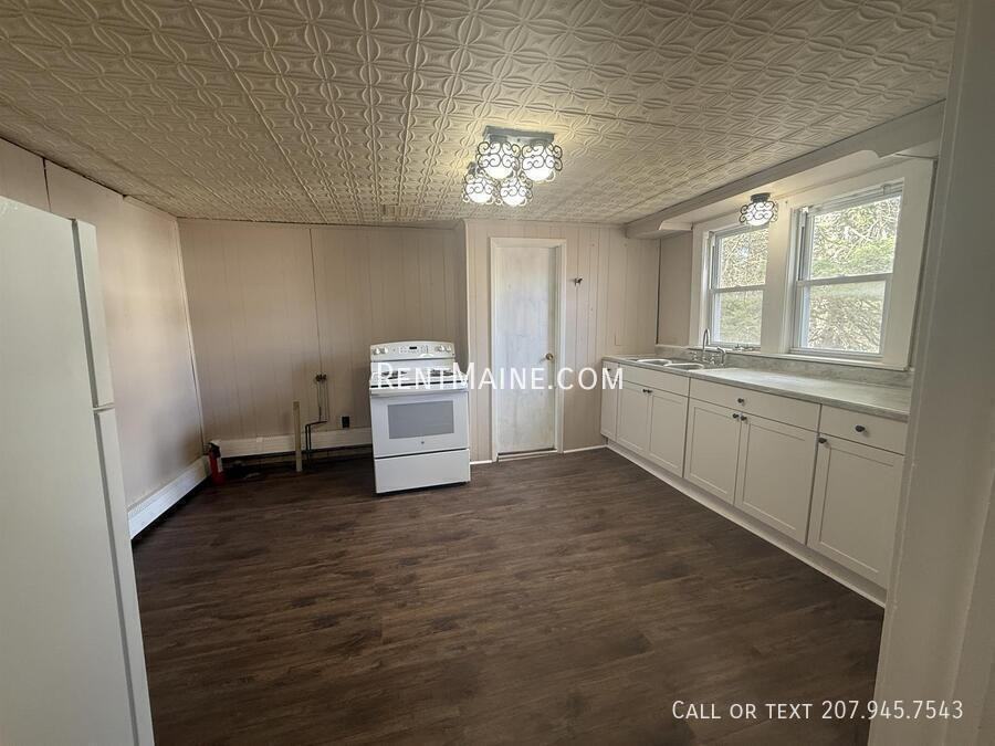 468 Union St #1 - Photo 2 of 14