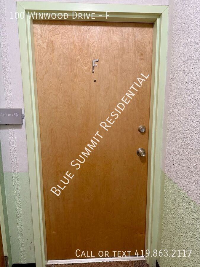 100 Winwood Dr #F - Photo 2 of 10