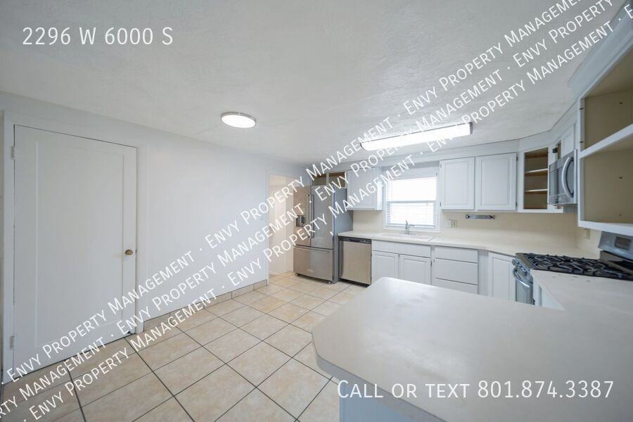 2296 W 6000 S - Photo 4 of 14