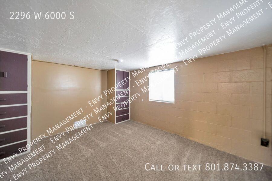 2296 W 6000 S - Photo 7 of 14