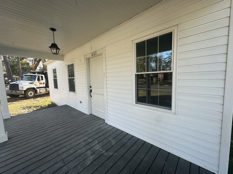 1003 Young St - Photo 4 of 27