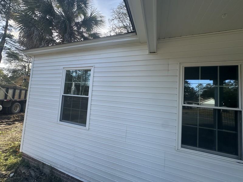 1003 Young St - Photo 5 of 27